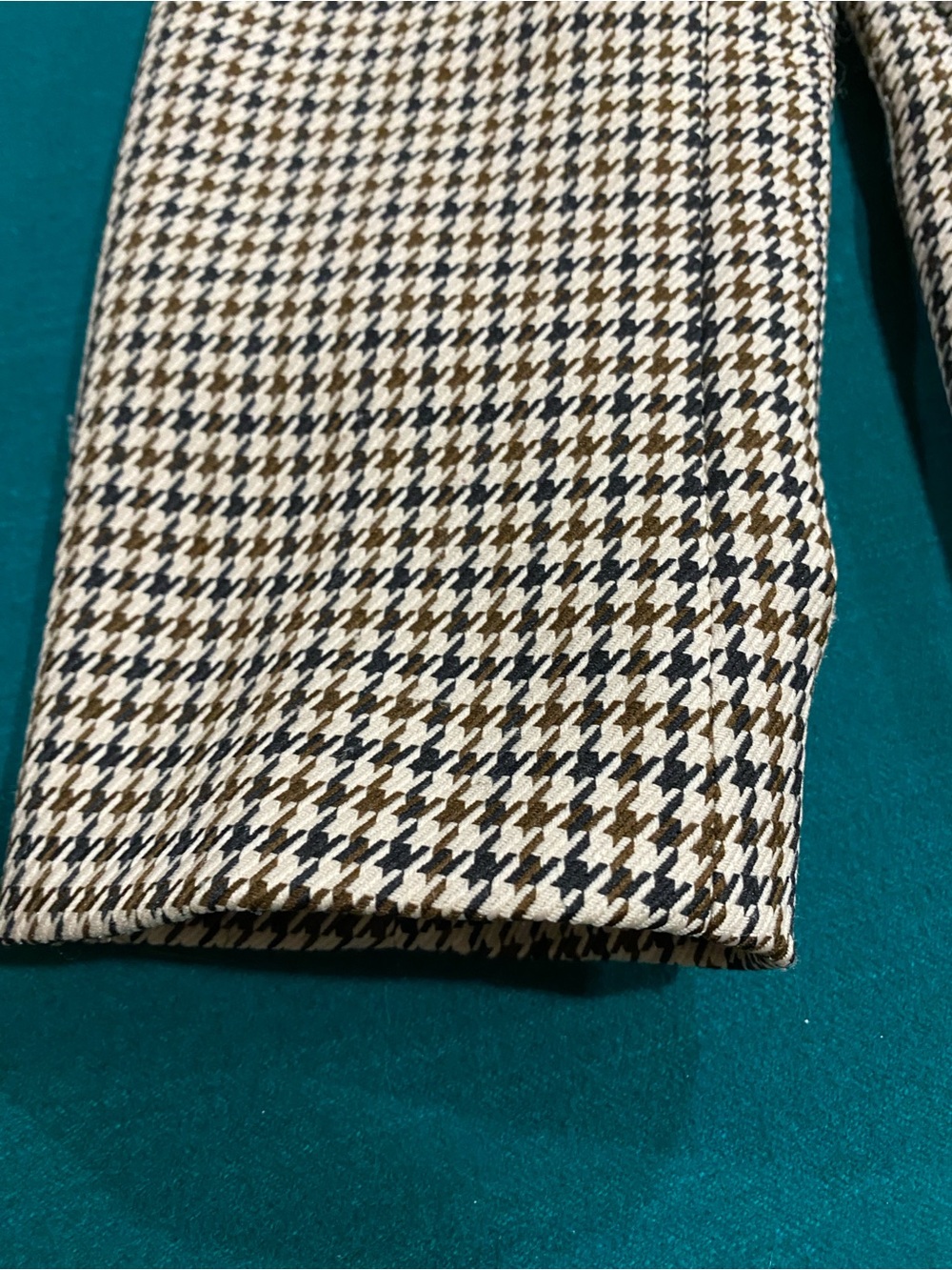 Tahari Brown, Black & Tan Houndstooth Women’s Blazer - Picture 6 of 16